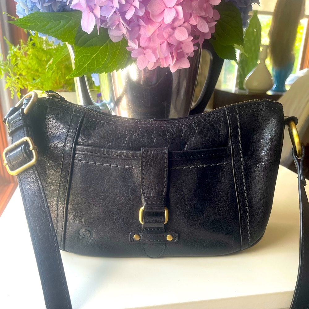 Born crossbody bag